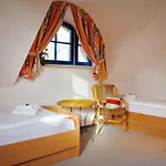 In Idylischer Lage By Interhome Tatil Evi *