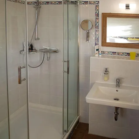 In Idylischer Lage By Interhome Vakantiehuis *